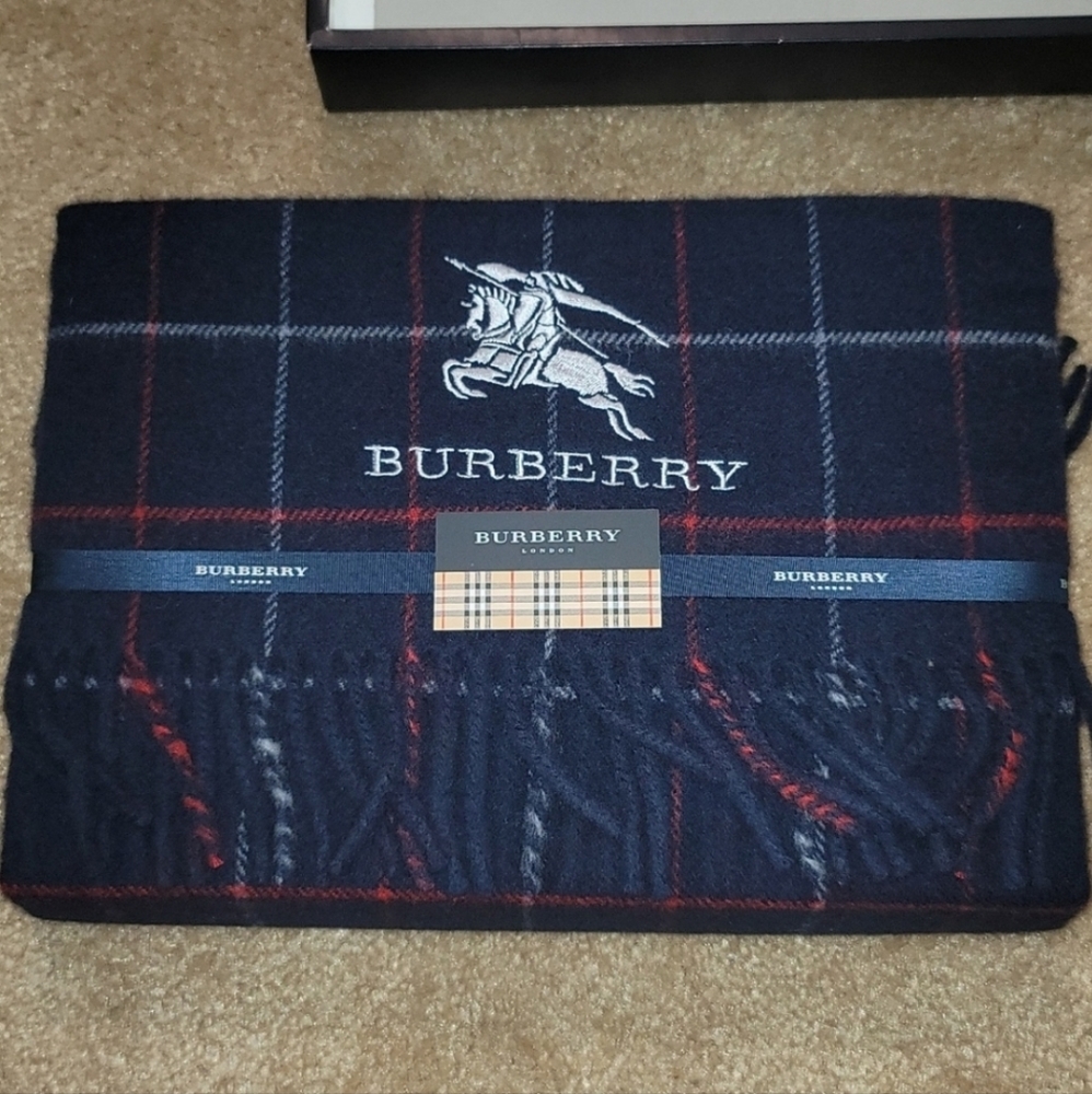 Authentic Burberry Blanket Scarf Navy Blue